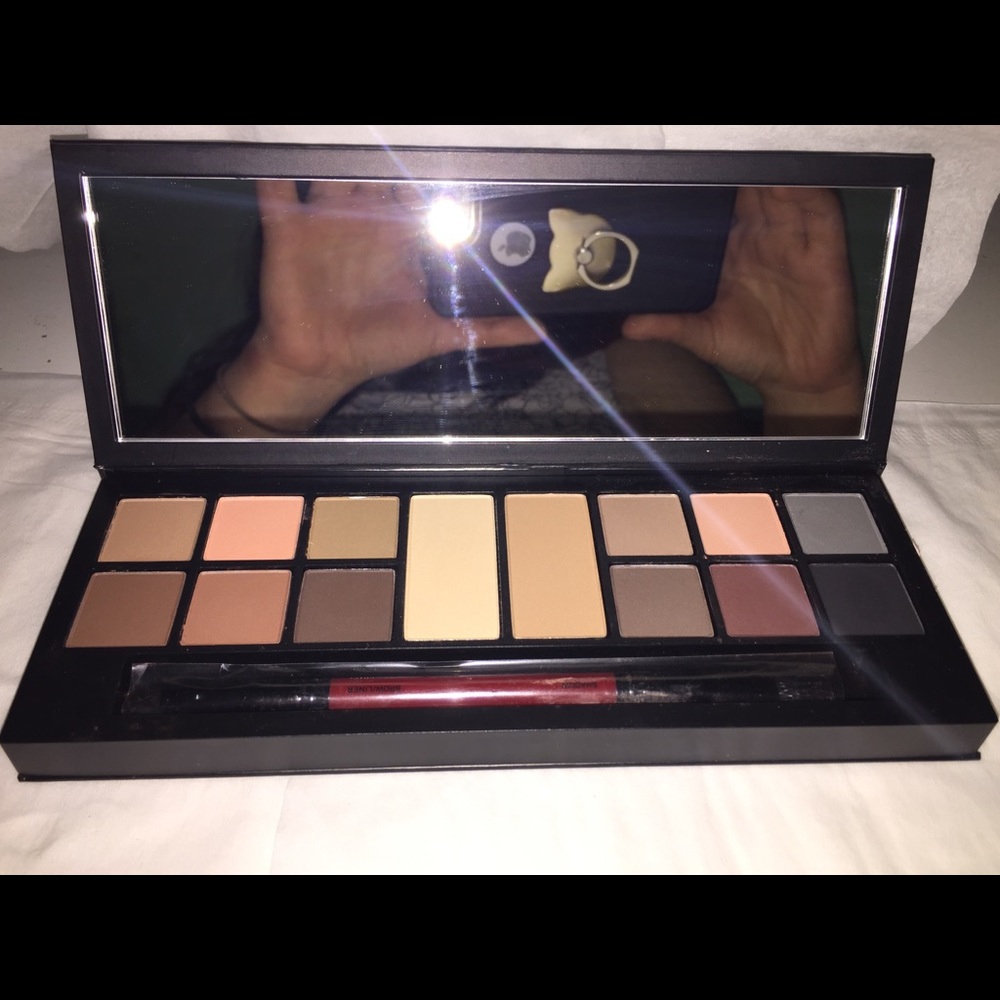 Smashbox photo matte eyeshadow pallet BRAND NEW